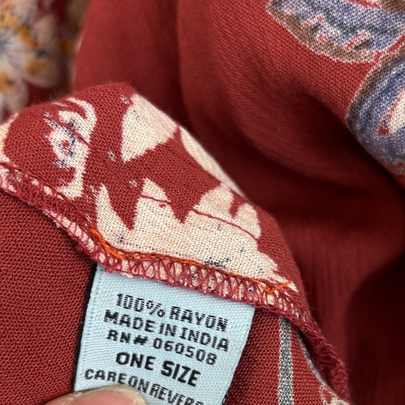 Lola Floral Kimono Cardigan - Red and White - Picture 4 of 4